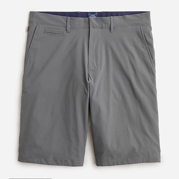 J crew 10.5" tech short coal grey - Picture 5 of 8